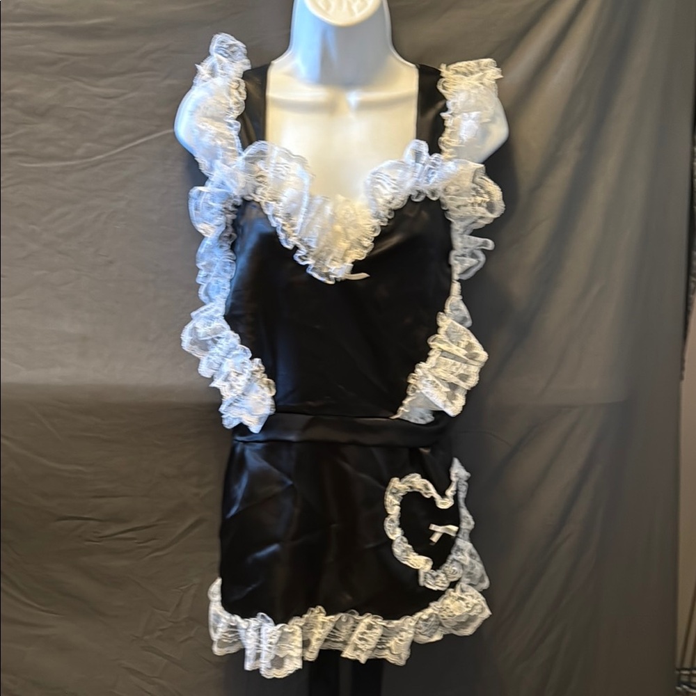 Elegant Black and White Lace Trimmed Women's Sleepwear or apron